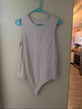 Sleeveless  Bodysuit in Light Lavender